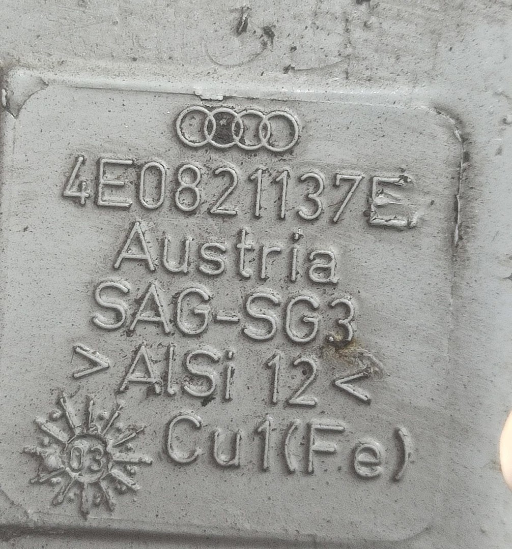 Suport far stanga 4E0821137E Audi A8 D3/4E (2002 - 2005)