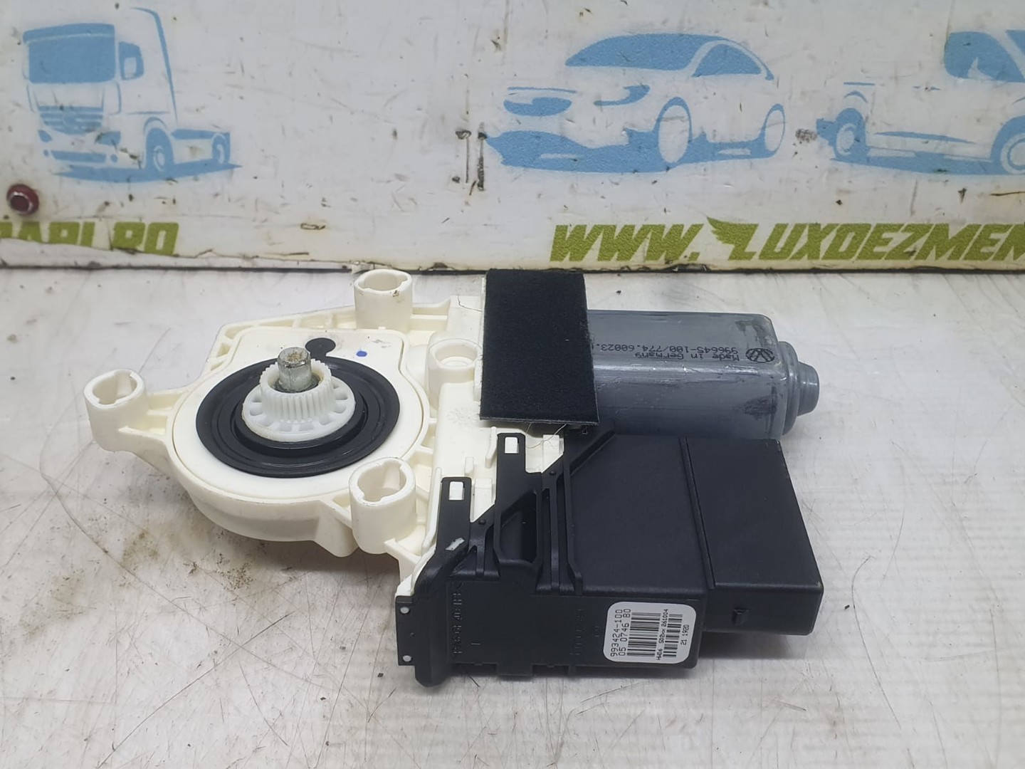 Motoras geam stanga spate 5p0839401 Seat Altea 1 (2004 - 2009)