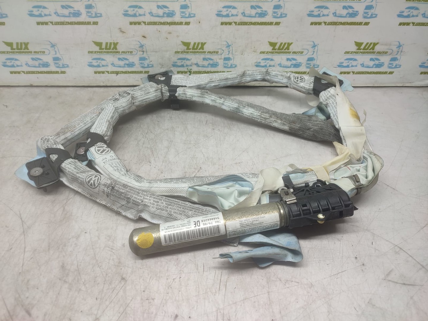 Airbag cortina dreapta 3C0880742B Volkswagen Passat B6 (2005 - 2010)
