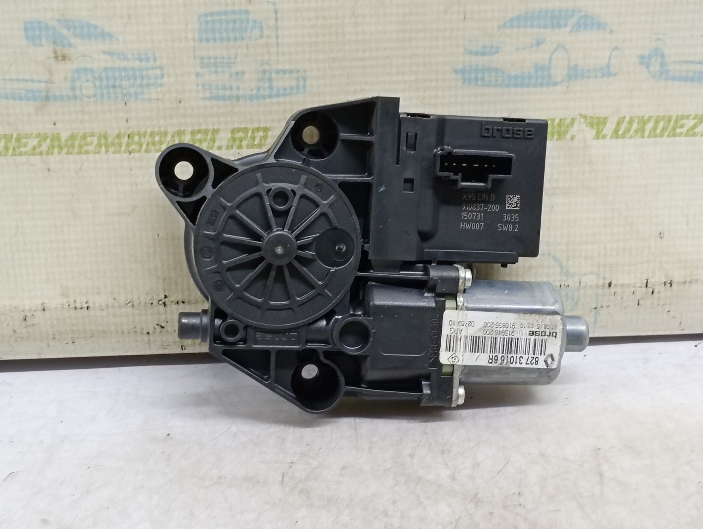 Motoras geam stanga spate 827310166R Renault Grand Scenic 3 (2th facelift) (2013 - 2016)