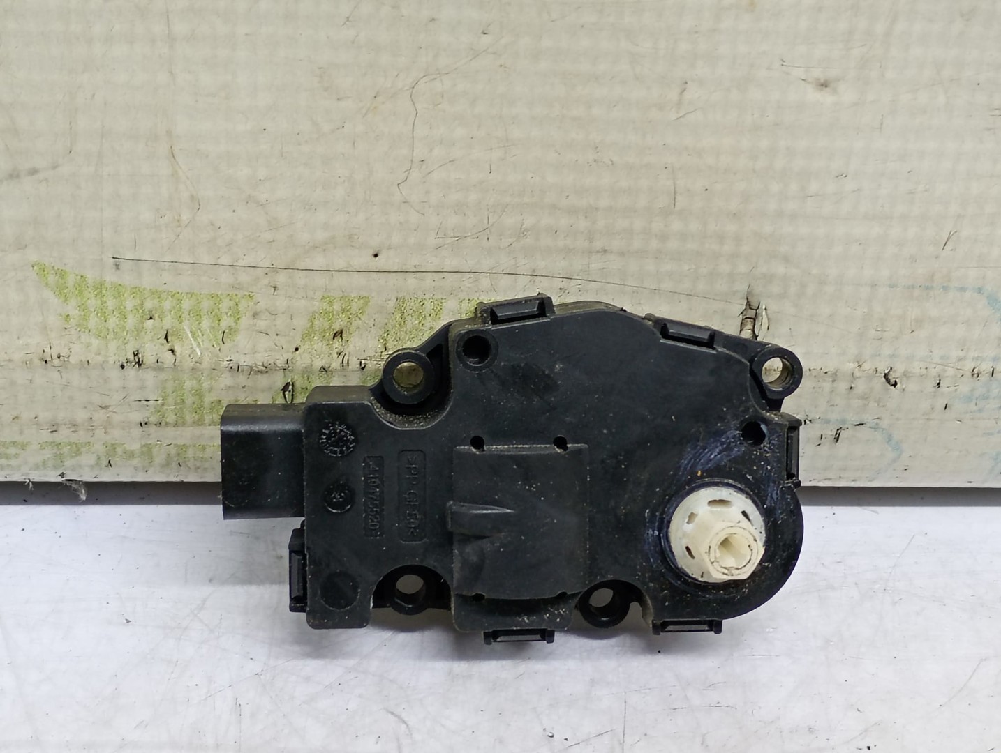 Motoras clapeta mixaj aer K9749005 Audi A4 B8/8K (2007 - 2011)