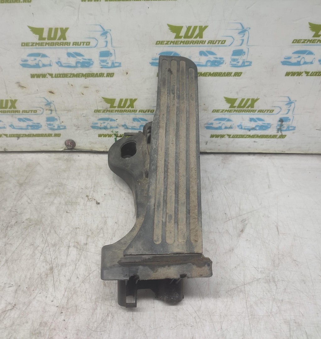 Pedala acceleratie 1T1721503H Volkswagen Touran 1 (2003 - 2006)
