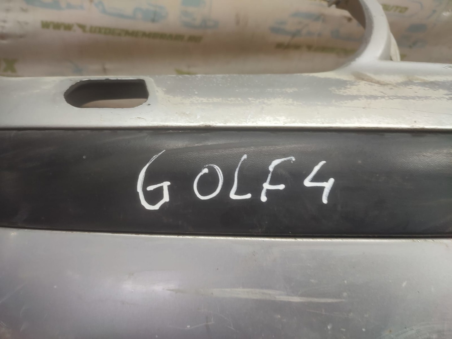 Bara spate Volkswagen Golf 4 (1997 - 2006)