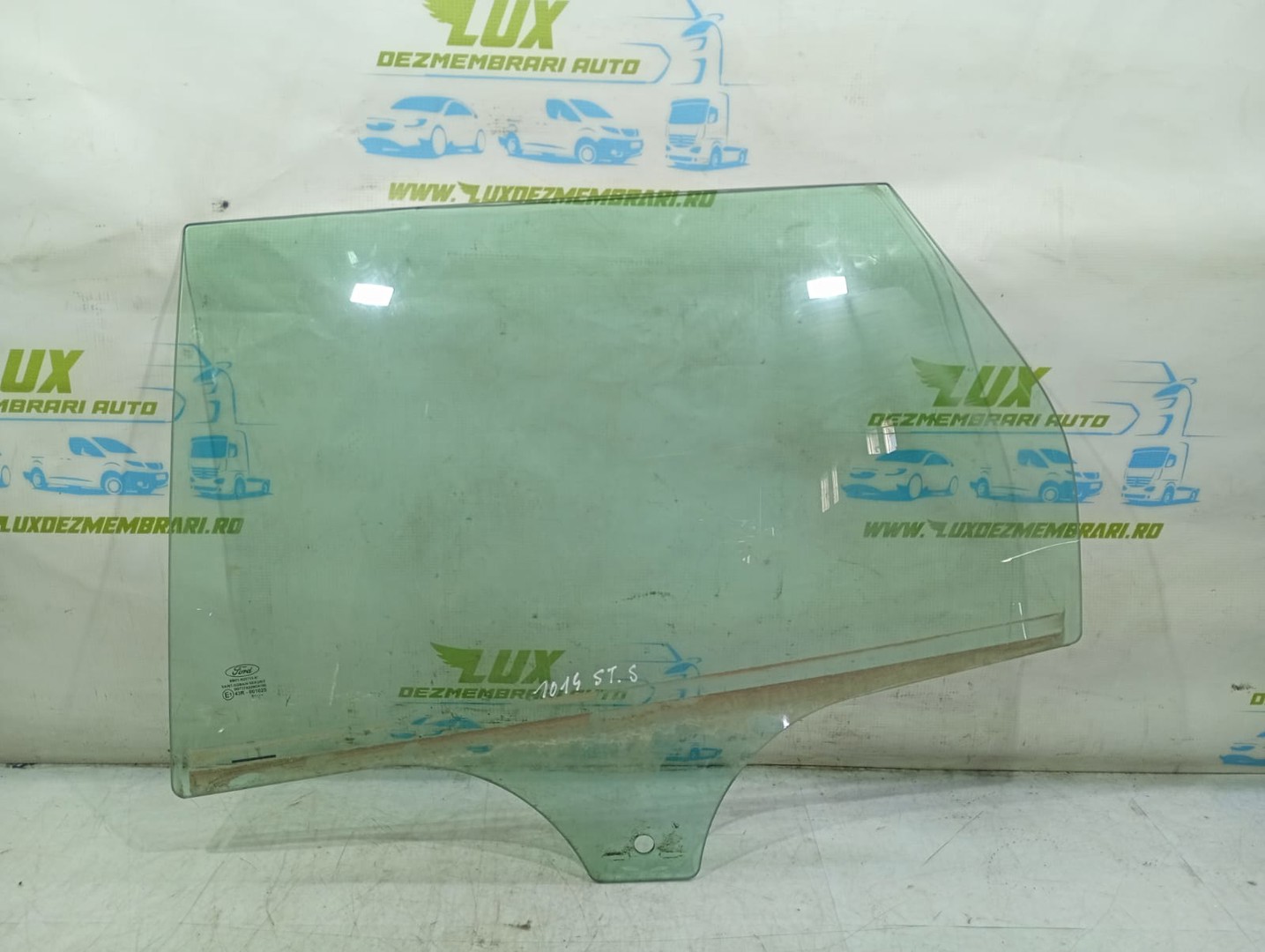 Geam stanga spate Ford Focus 3 (2011 - 2015)