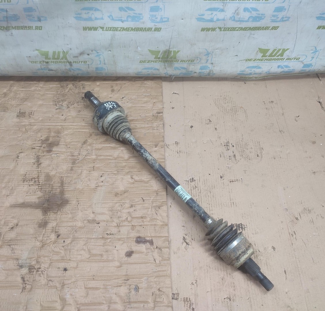 Planetara stanga spate Mercedes Benz ML W164 (2005 - 2008)