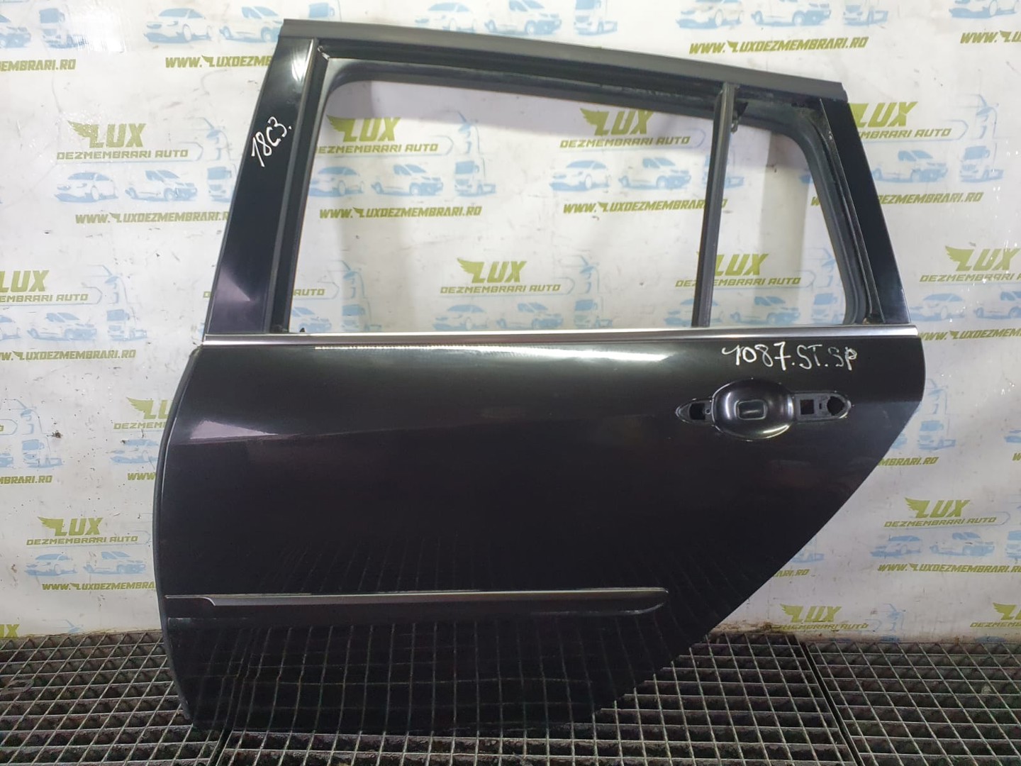 Usa stanga spate 821130002r Renault Laguna 3 (facelift) (2011 - 2015)