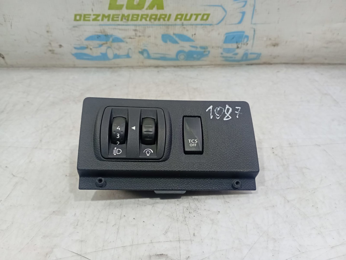 Panou butoane 251900567r 1001171ind Renault Laguna 3 (facelift) (2011 - 2015)