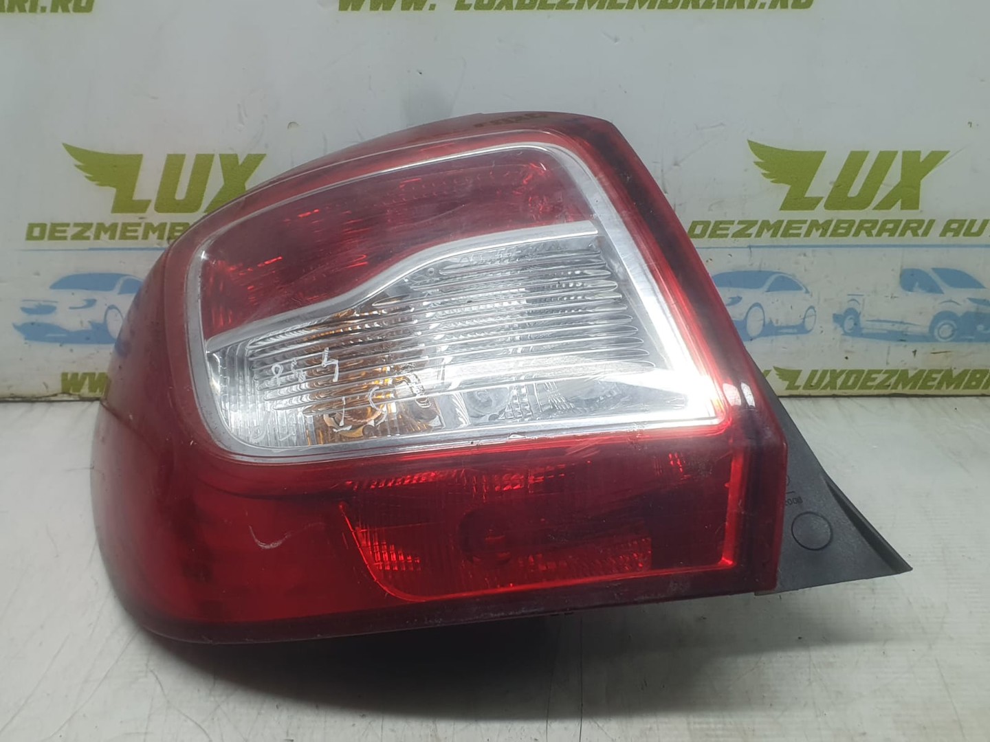 Stop stanga 265554085R Dacia Sandero 2 (2013 - 2016)