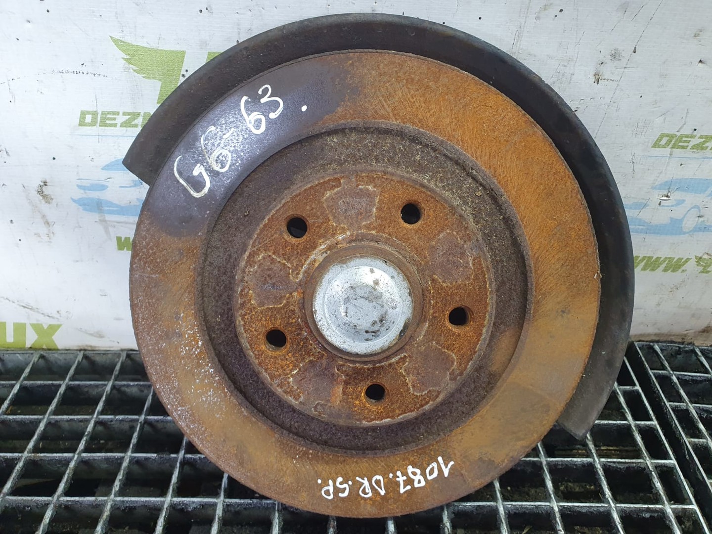 Fuzeta dreapta spate 440200001r Renault Laguna 3 (facelift) (2011 - 2015)