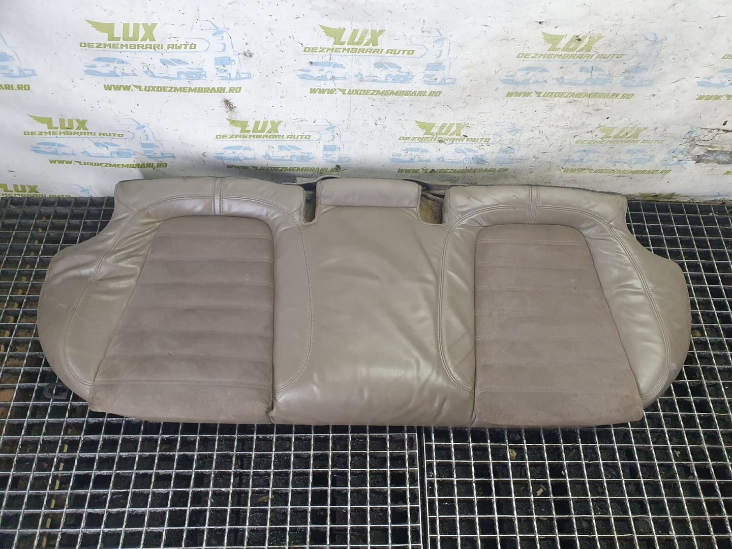 Bancheta spate Volkswagen Passat B6 (2005 - 2010)
