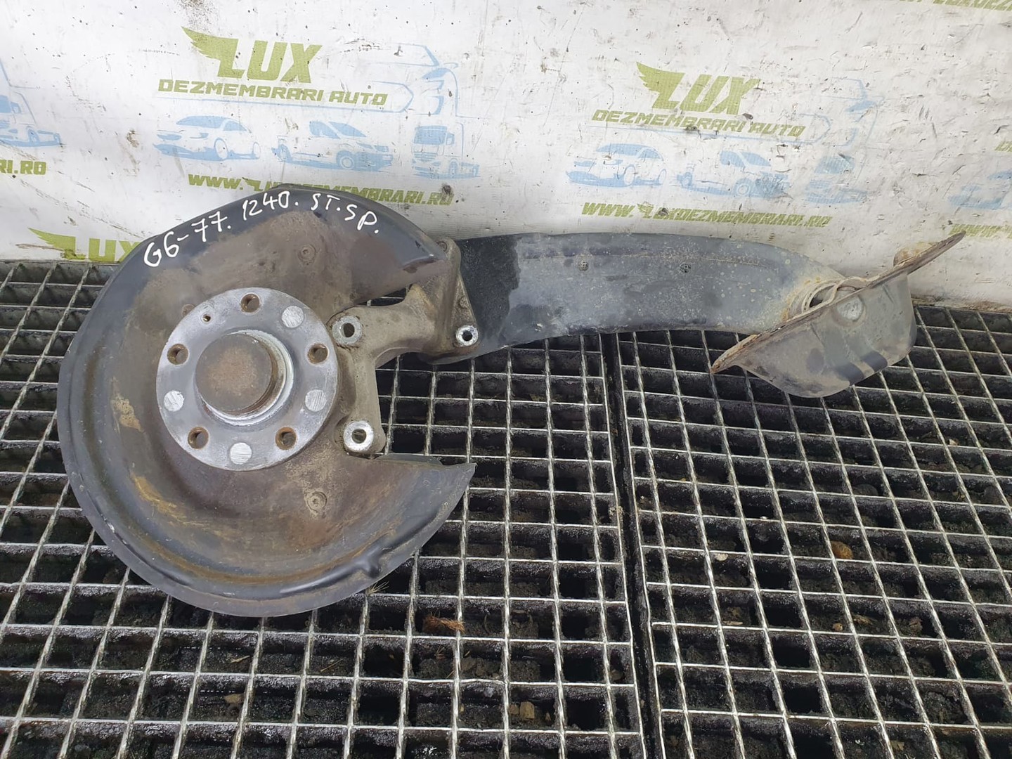 Fuzeta stanga spate 3c0505435d 3c0505225 Volkswagen Passat B6 (2005 - 2010)