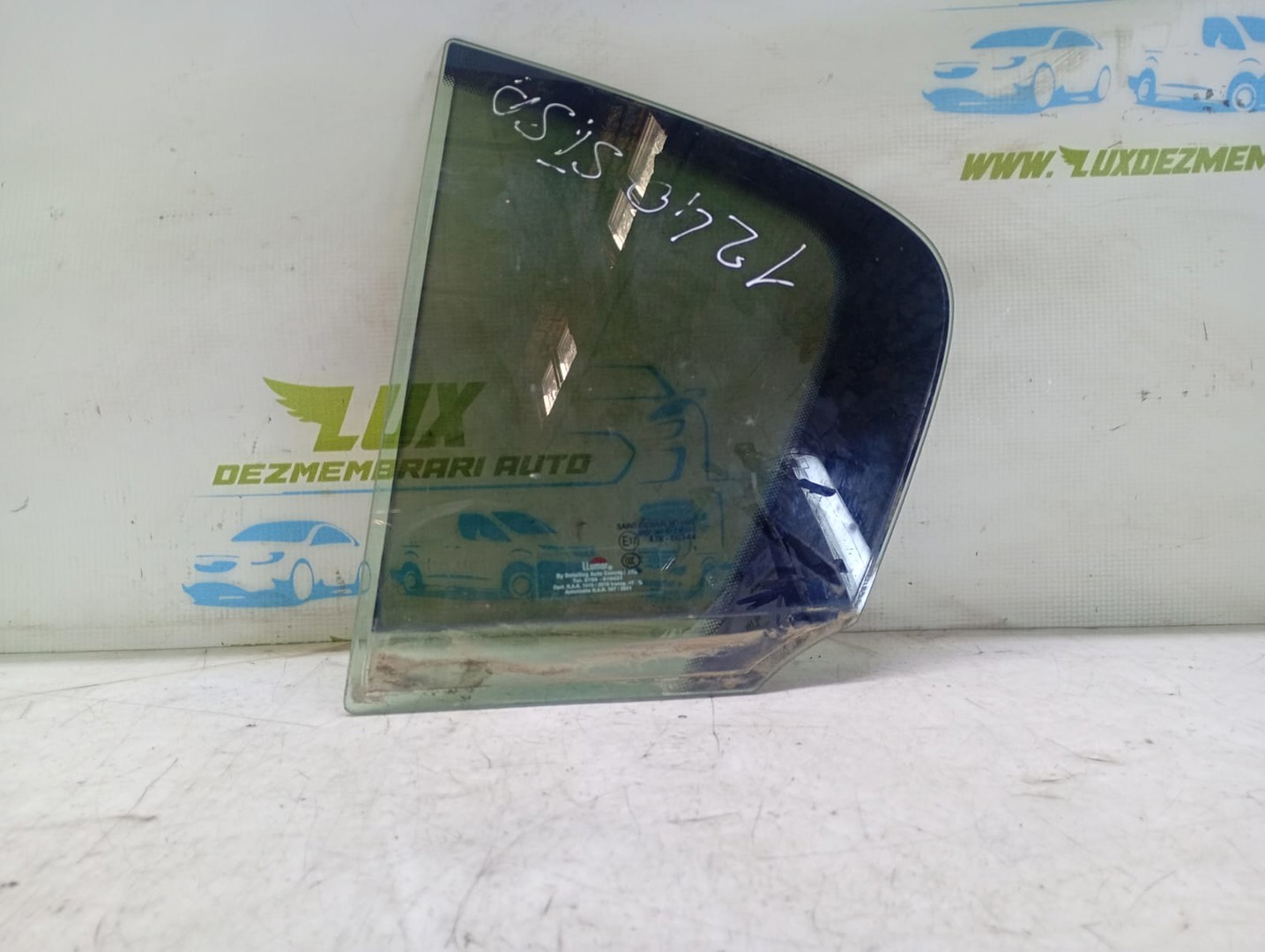 Geam fix stanga spate Volkswagen Passat B6 (2005 - 2010)