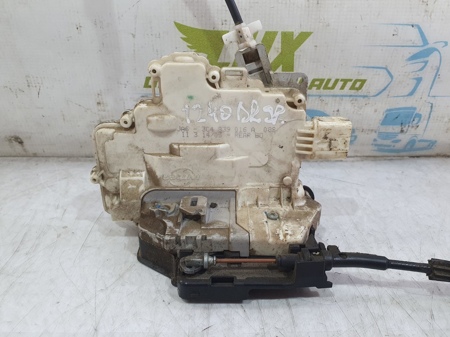 Broasca dreapta spate 3c4839016a Volkswagen Passat B6 (2005 - 2010)