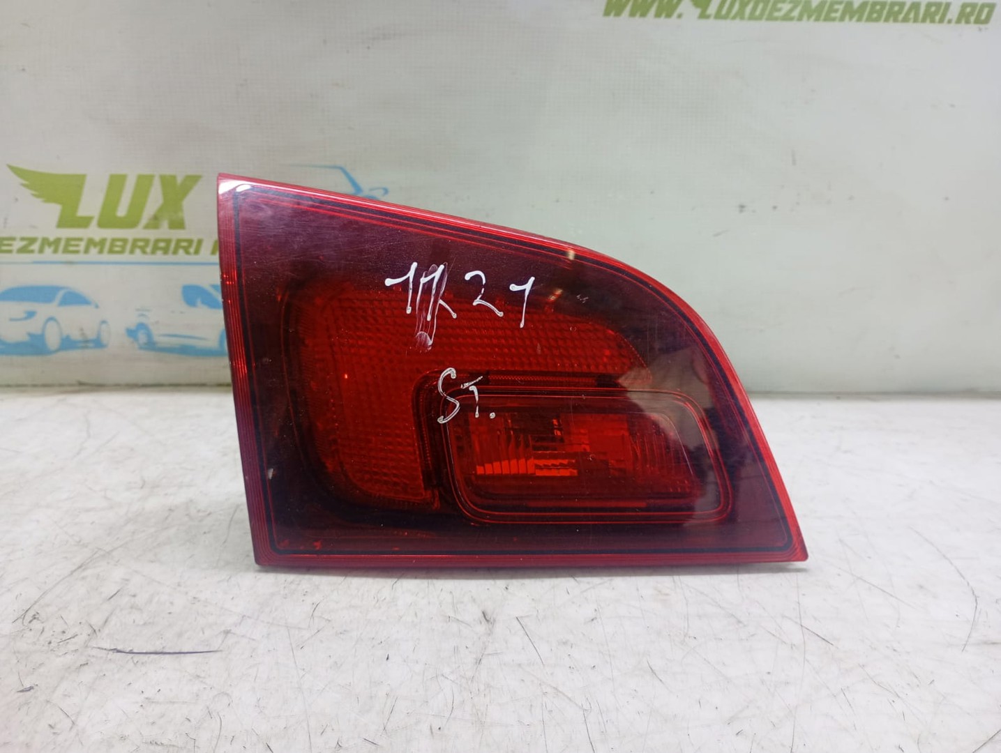 Stop stanga haion 495056087 Opel Astra J (2009 - 2012)