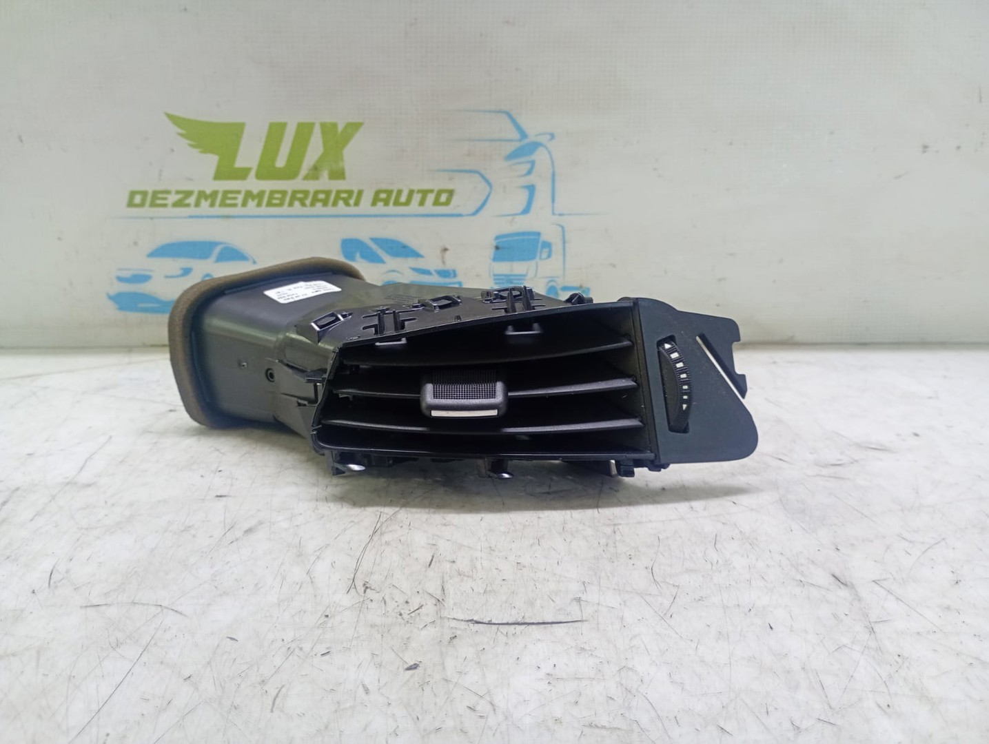 Grila ventilatie bord 13300570 Opel Astra J (2009 - 2012)