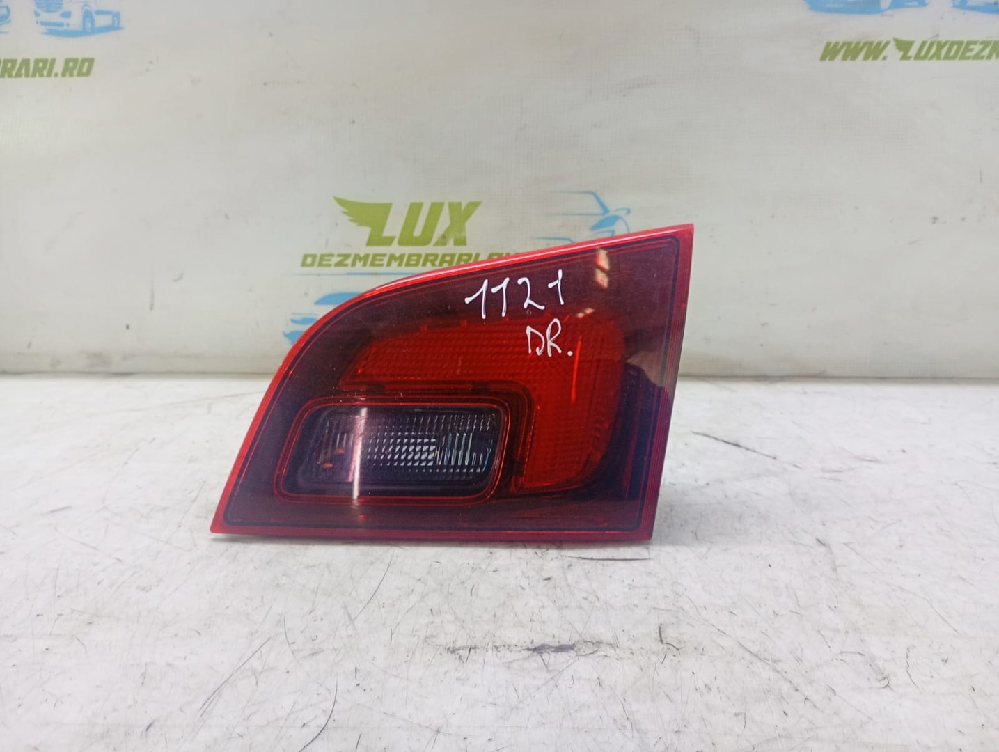 Stop dreapta haion 13314053 Opel Astra J (2009 - 2012)