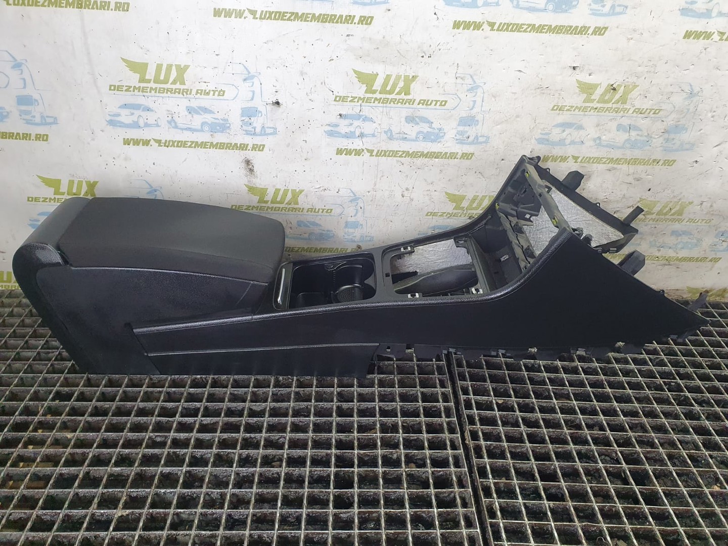 Consola centrala 3c1863241cg Volkswagen Passat CC 1 (2008 - 2012)
