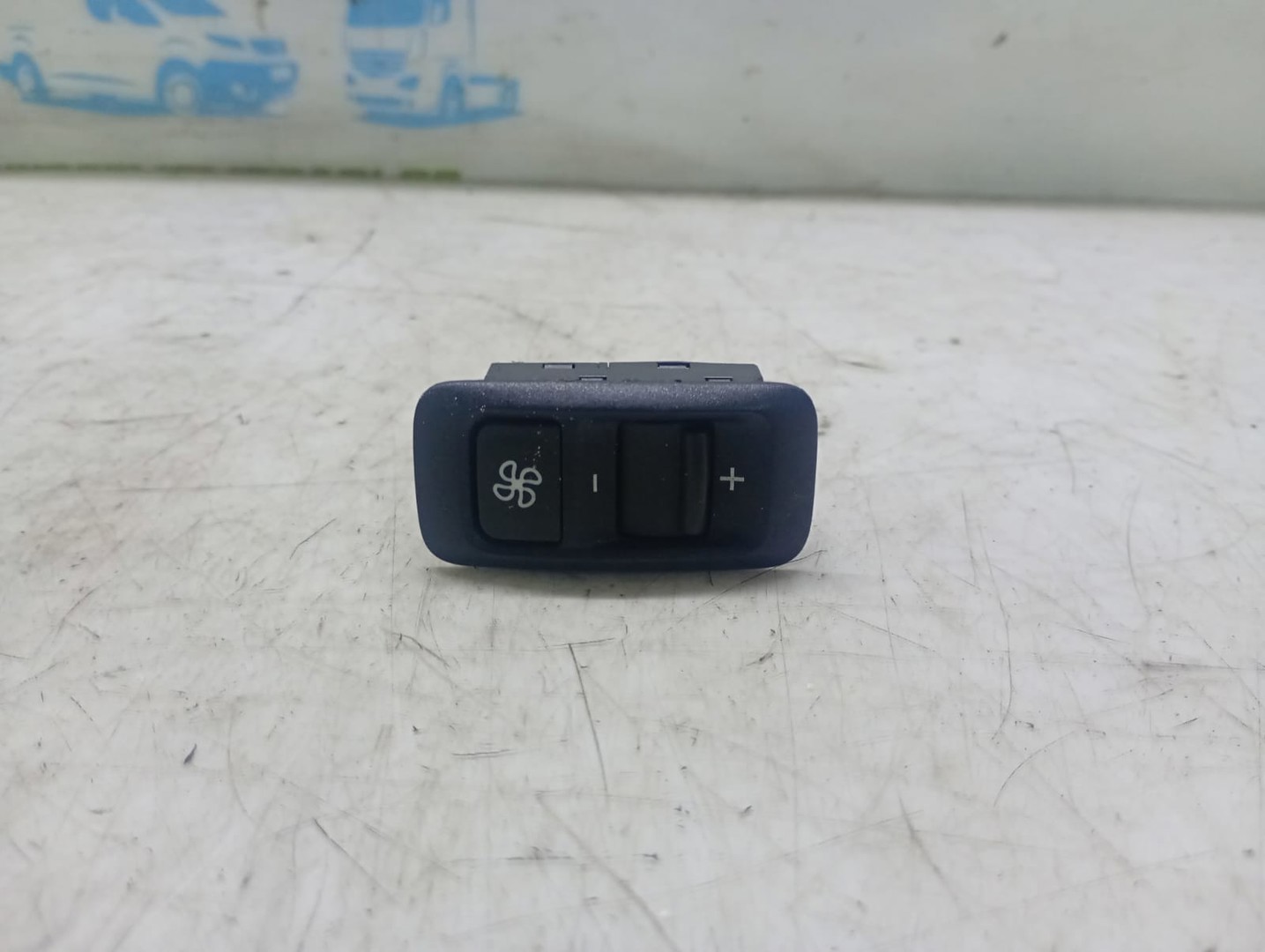 Buton Volkswagen Passat CC 1 (2008 - 2012)