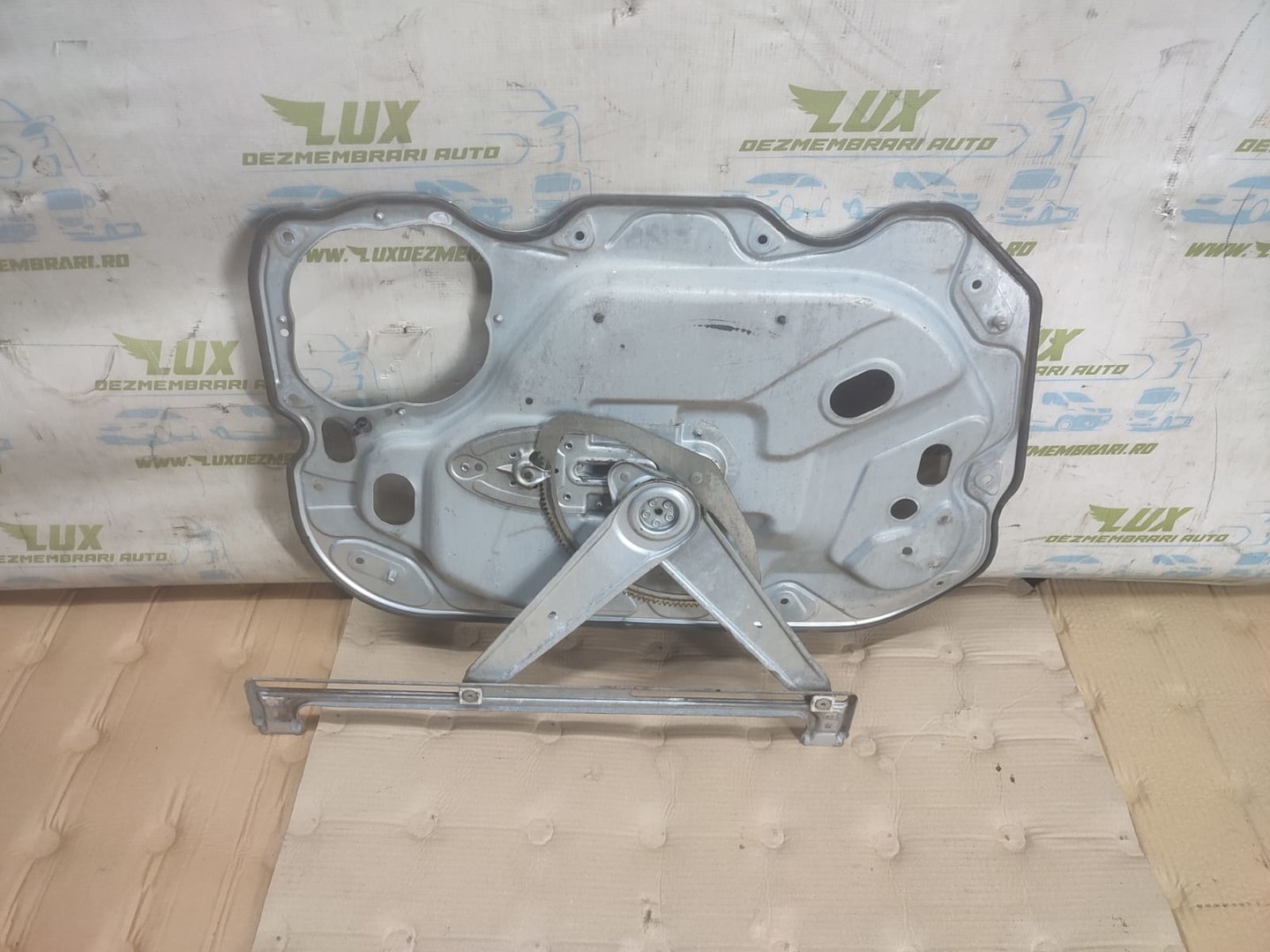 Macara geam dreapta fata Ford C-Max 1 (2003 - 2007)