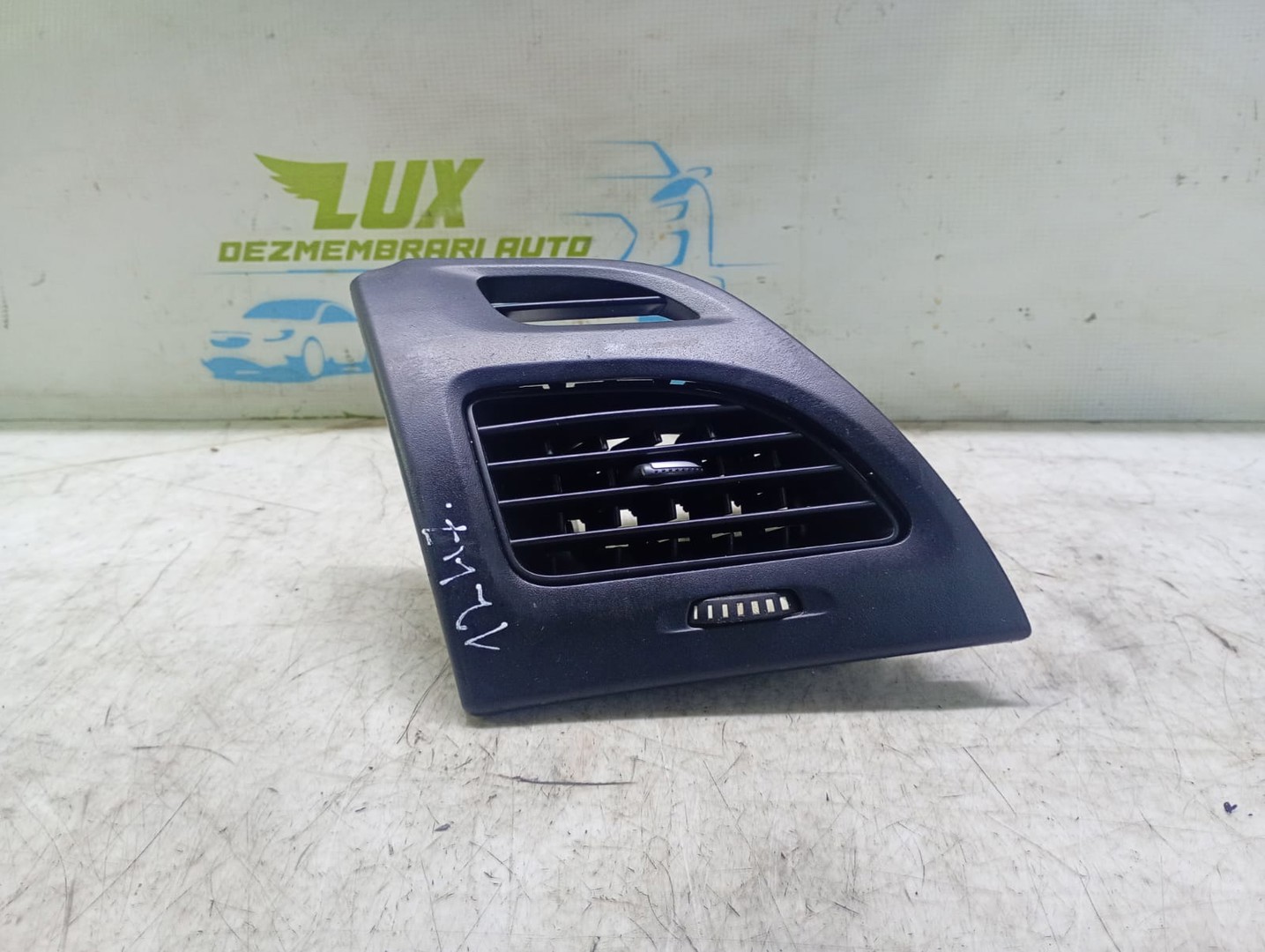 Grila ventilatie bord Renault Fluence 1 (2009 - 2013)