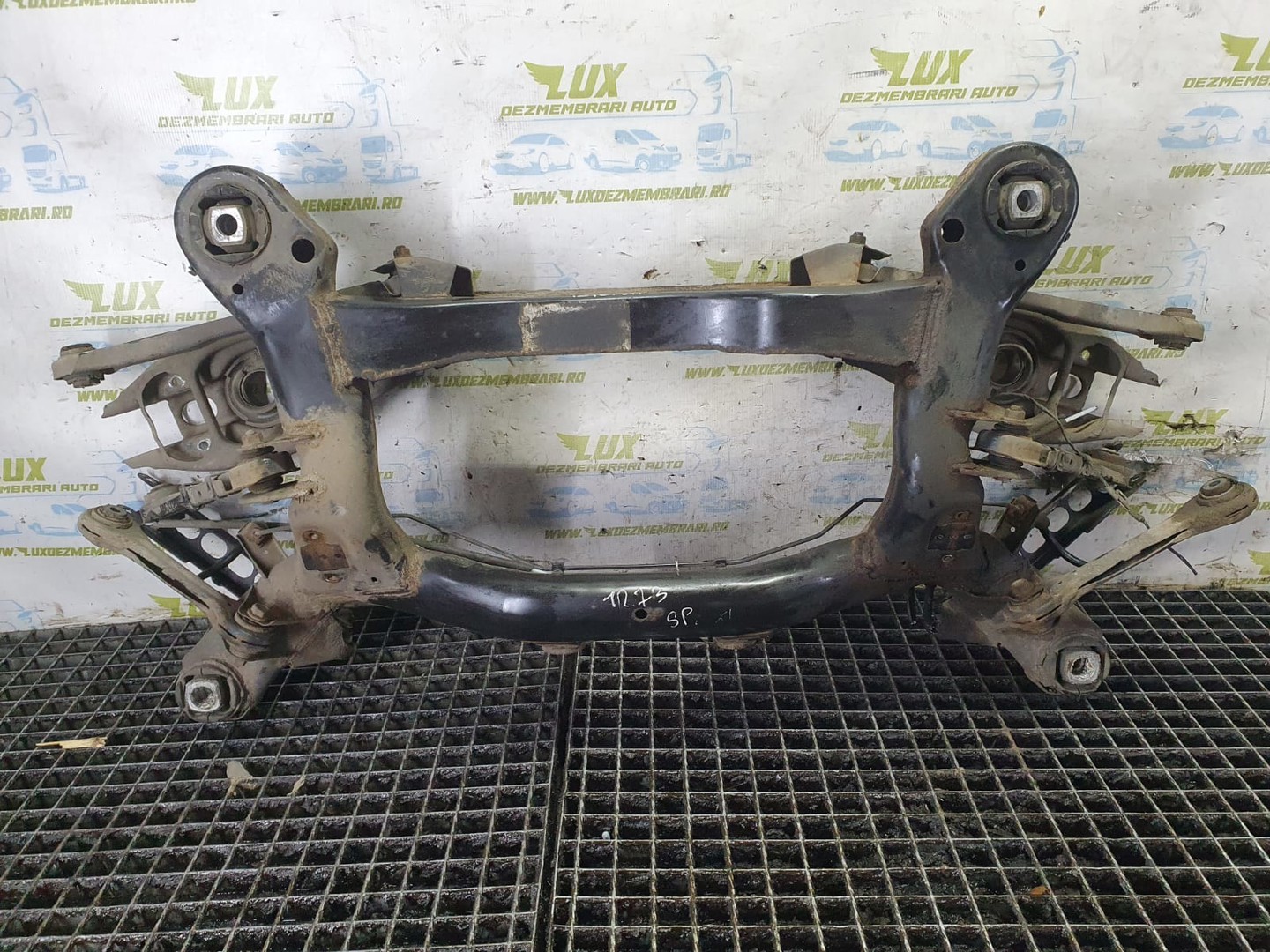 Punte spate BMW Seria 3 E90 (2004 - 2010)