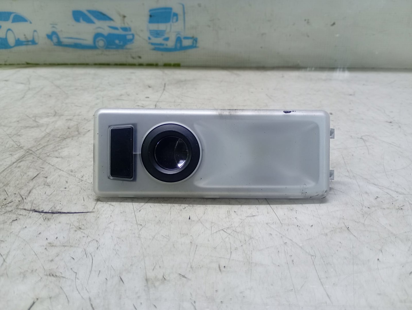 Lampa plafon 6331-6950087 BMW Seria 3 E90 (2004 - 2010)