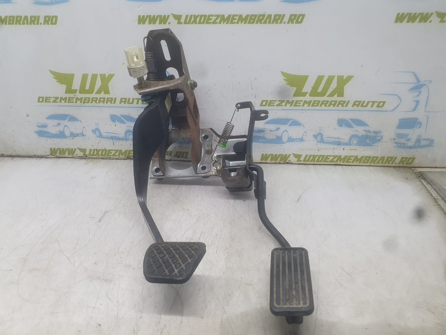 Pod pedalier Fiat Doblo 1 (2001 - 2005)