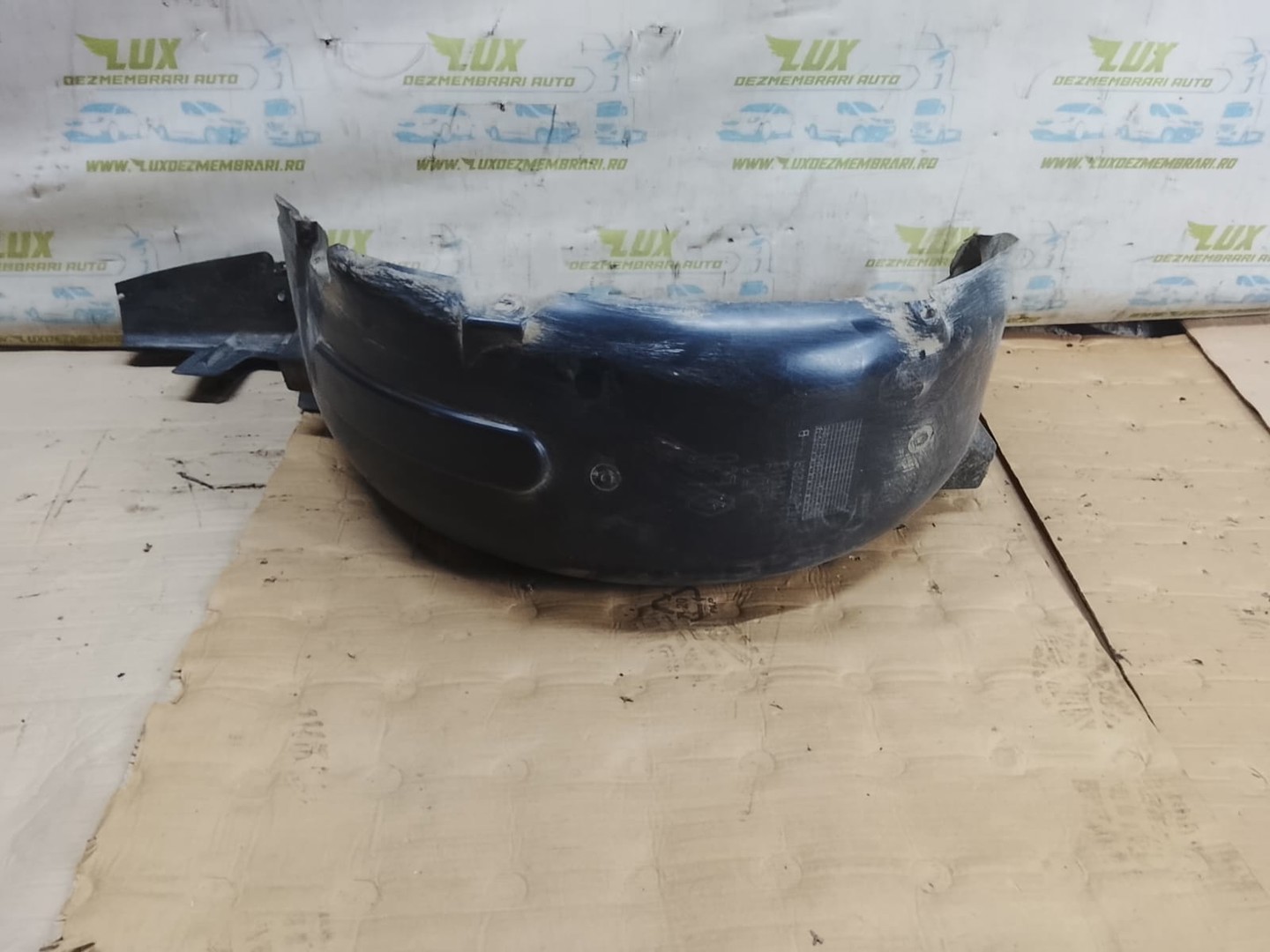 Carenaj roata spate stanga Renault Fluence 1 (2009 - 2013)