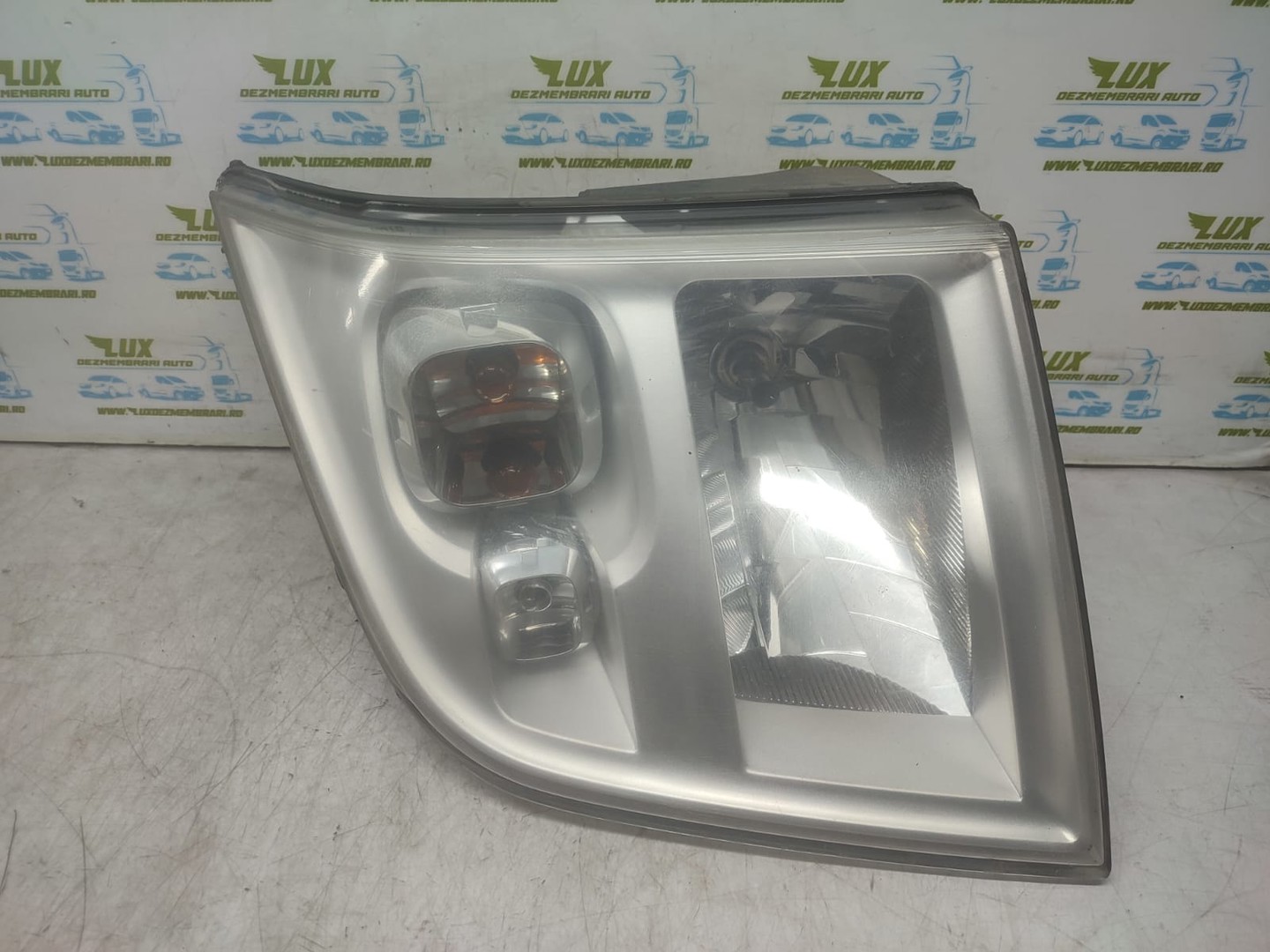 Far dreapta 6C11-13W030 Ford Transit 3 (Facelift) (2006 - 2014)