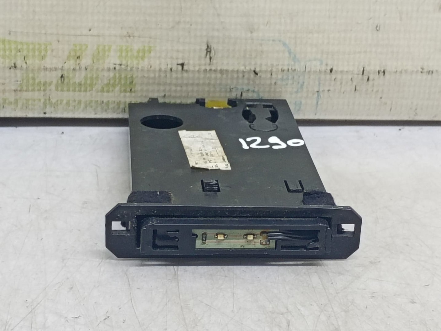 Spatiu Depozitare 4E0857925A Audi A8 D3/4E (facelift) (2005 - 2007)