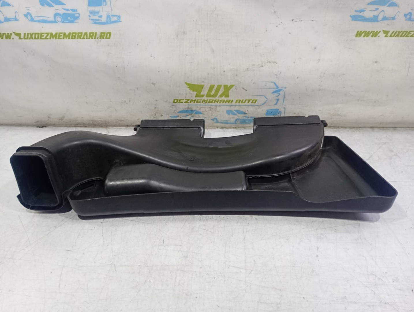 Deflector aer admisie 1371-7790605-04 BMW Seria 3 E90 (2004 - 2010)
