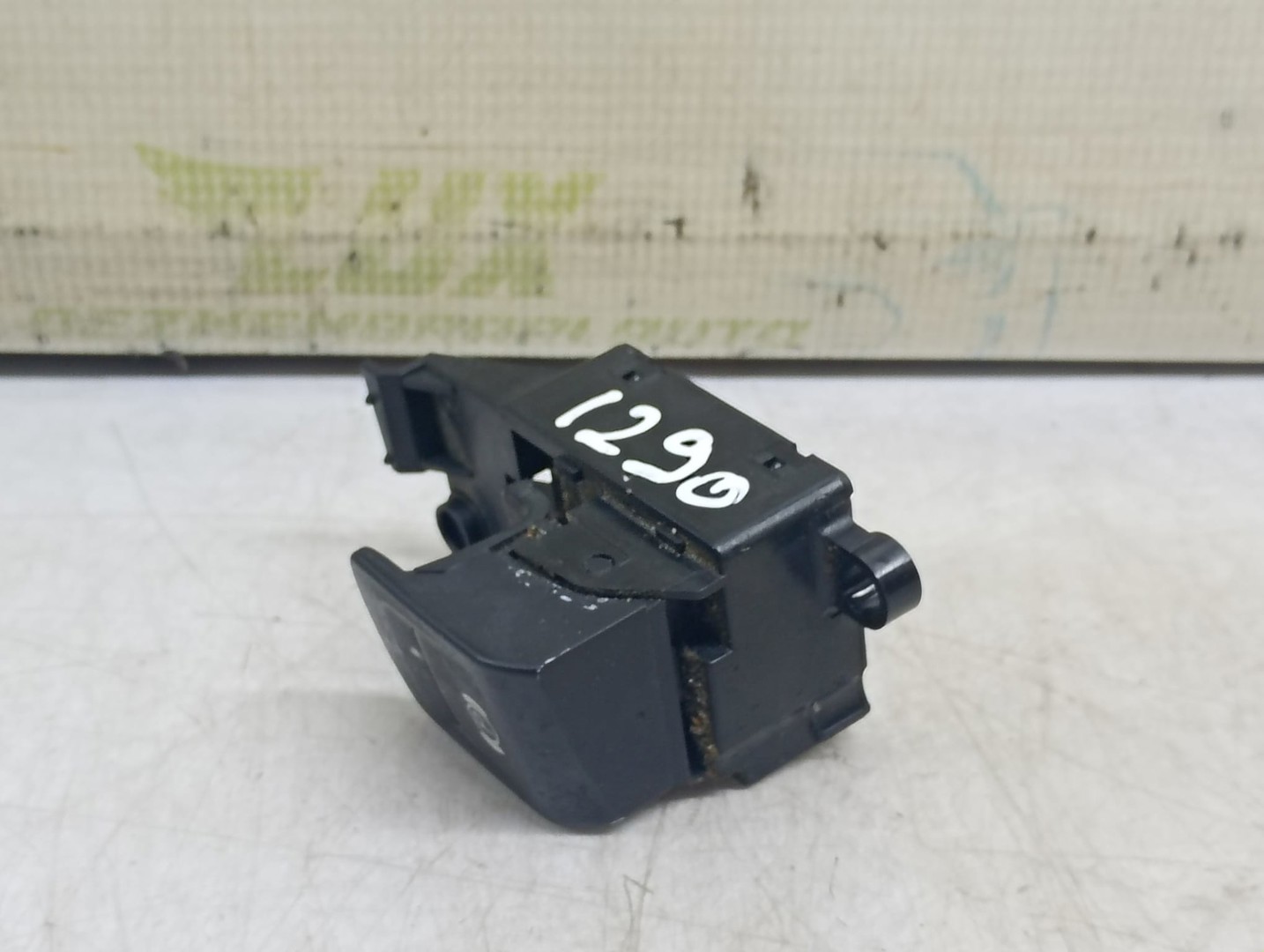 Buton frana de mana 4E1927225 Audi A8 D3/4E (facelift) (2005 - 2007)