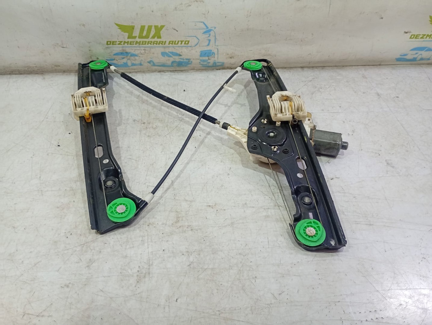Macara geam dreapta fata 6927028 BMW Seria 3 E90 (2004 - 2010)