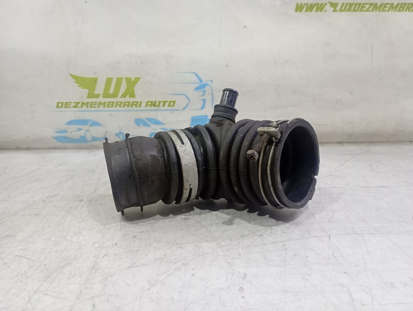 Furtun admisie 17881-26100 Toyota RAV4 4 (XA40) (2012 - 2015)