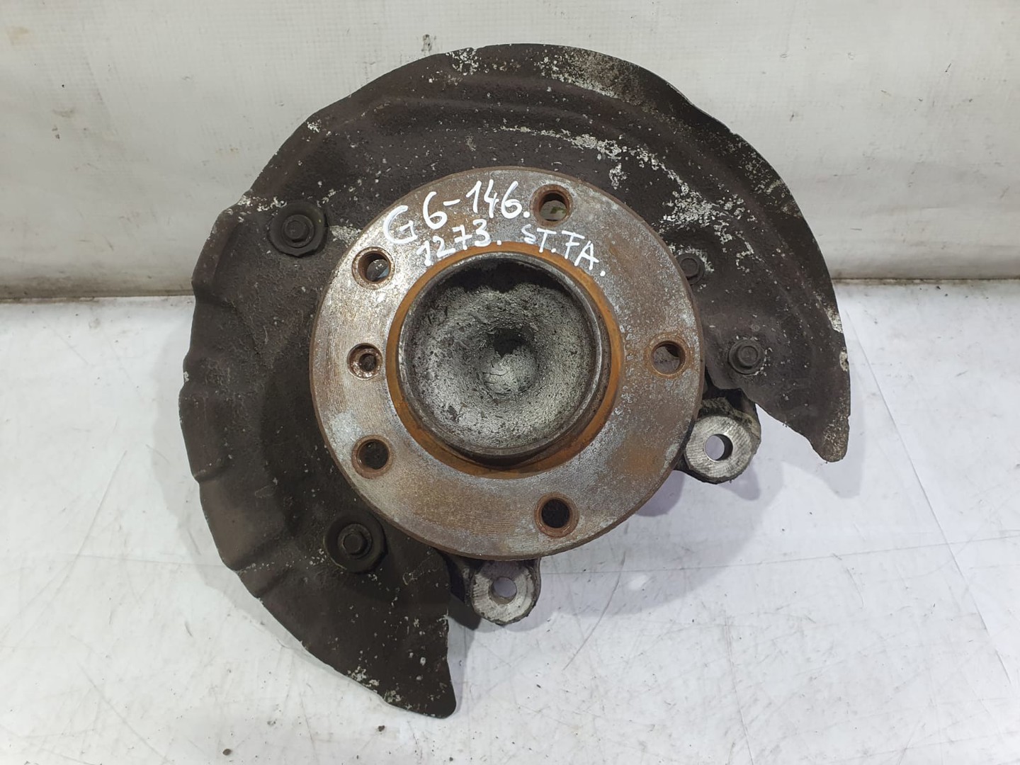 Fuzeta stanga fata 31216764443 12201210 BMW Seria 3 E90 (2004 - 2010)