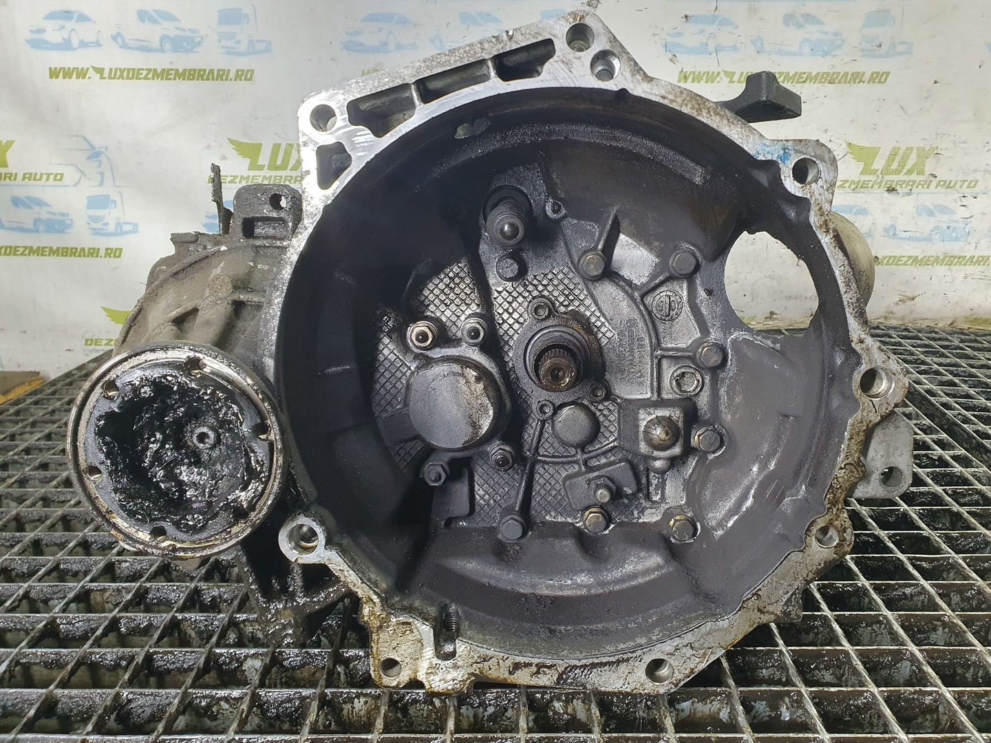 Cutie de viteze manuala 5 trepte Volkswagen Golf Plus 1 (2004 - 2009)