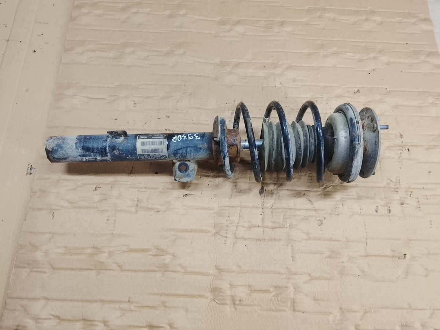 Amortizor cu arc dreapta fata BMW Seria 3 E90 (2004 - 2010)