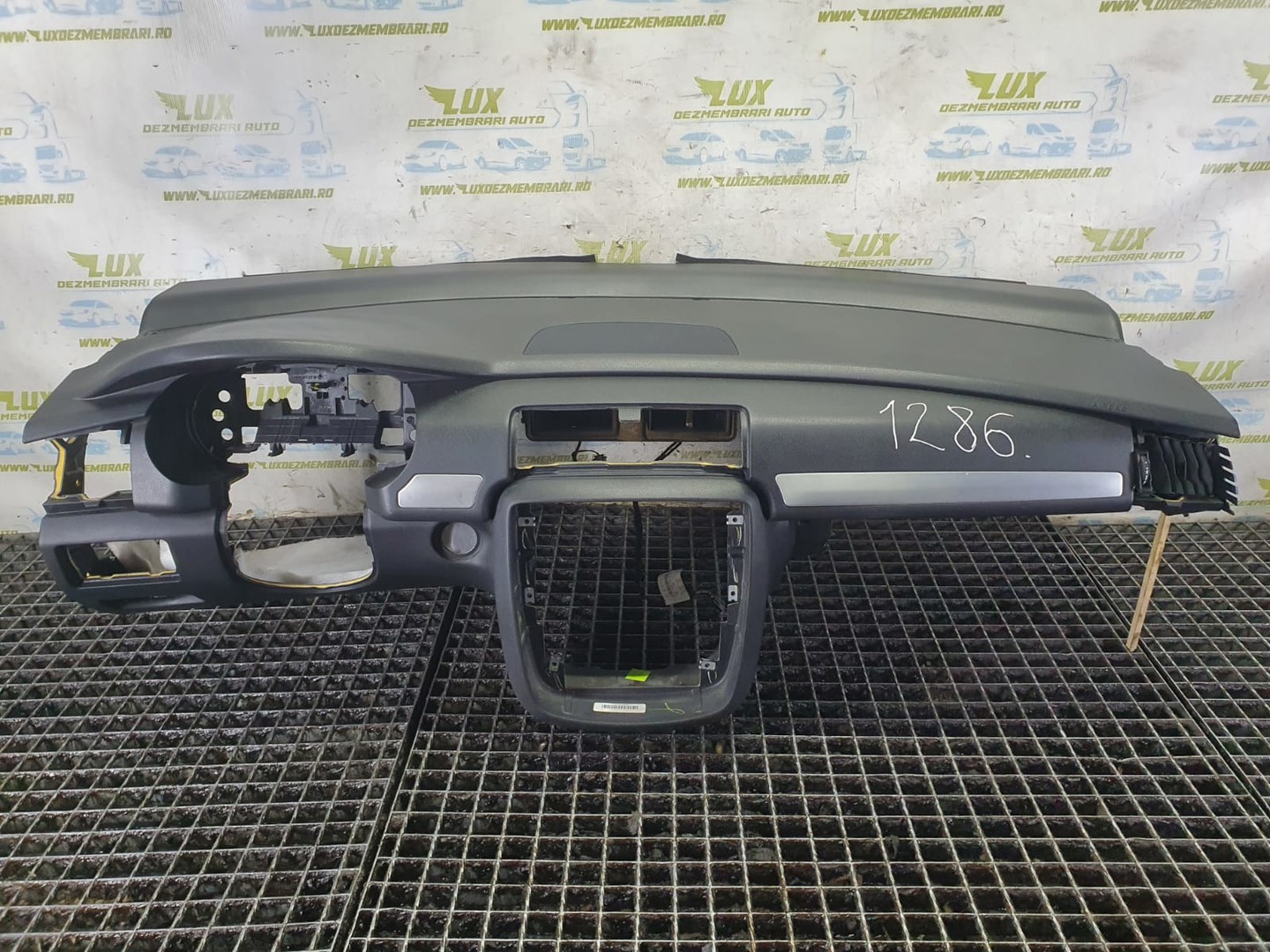 Plansa bord a2516800987 Mercedes Benz R-Class W251 (2005 - 2010)