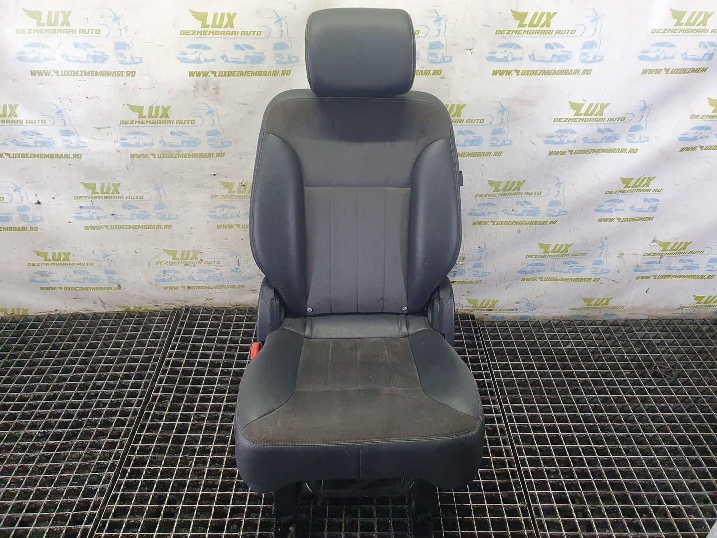 Bancheta spate Mercedes Benz R-Class W251 (2005 - 2010)