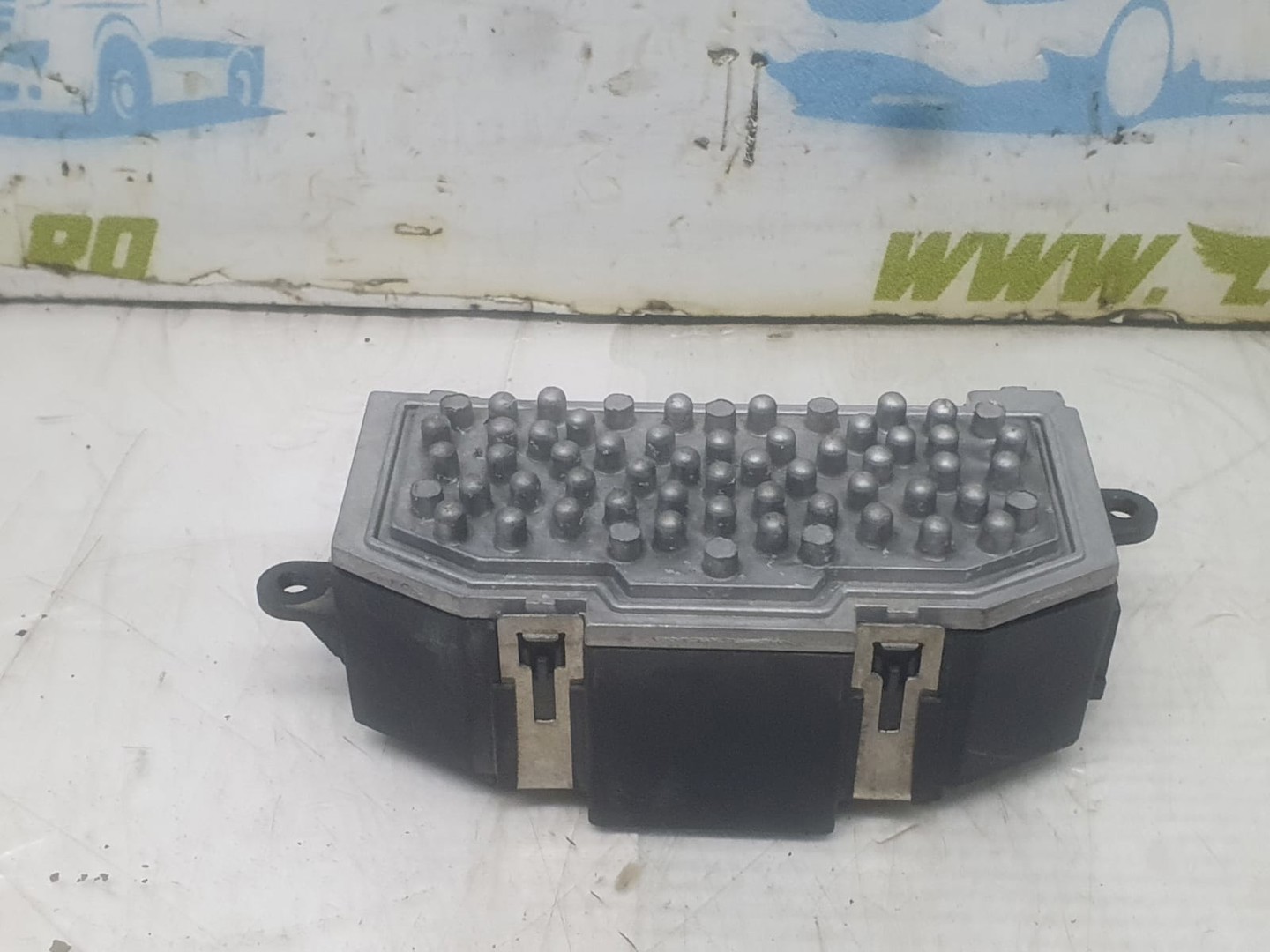 Rezistenta trepte V10-79 0019 Volkswagen Passat B6 (2005 - 2010)