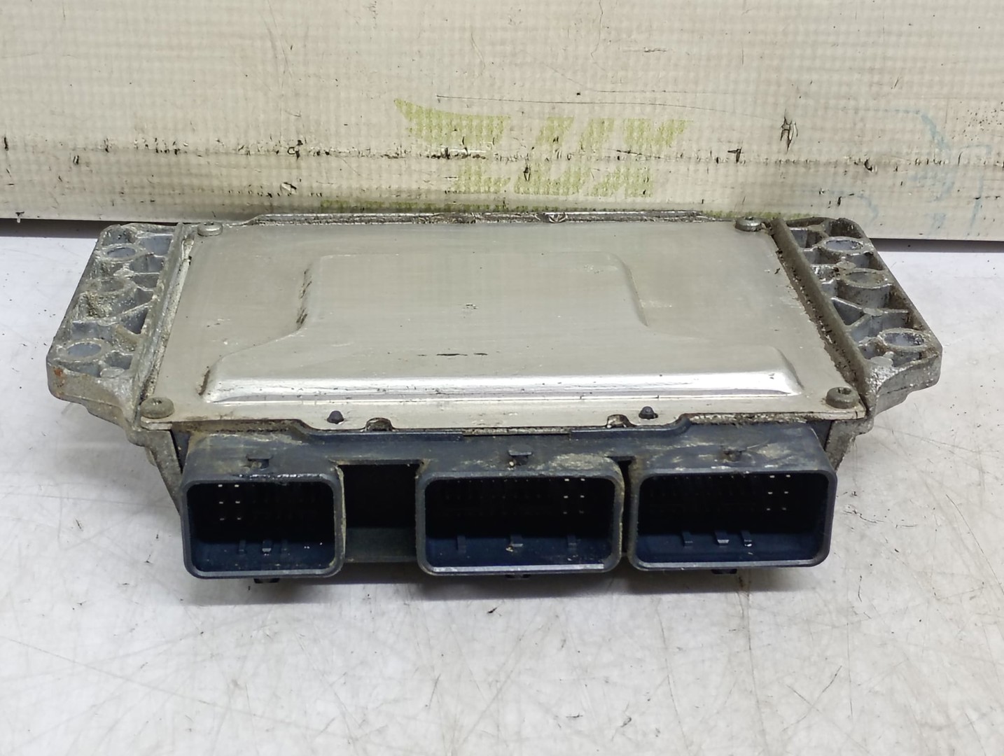 Calculator motor ECU 8200509516 8200785132 Renault Megane 2 (facelift) (2006 - 2012)
