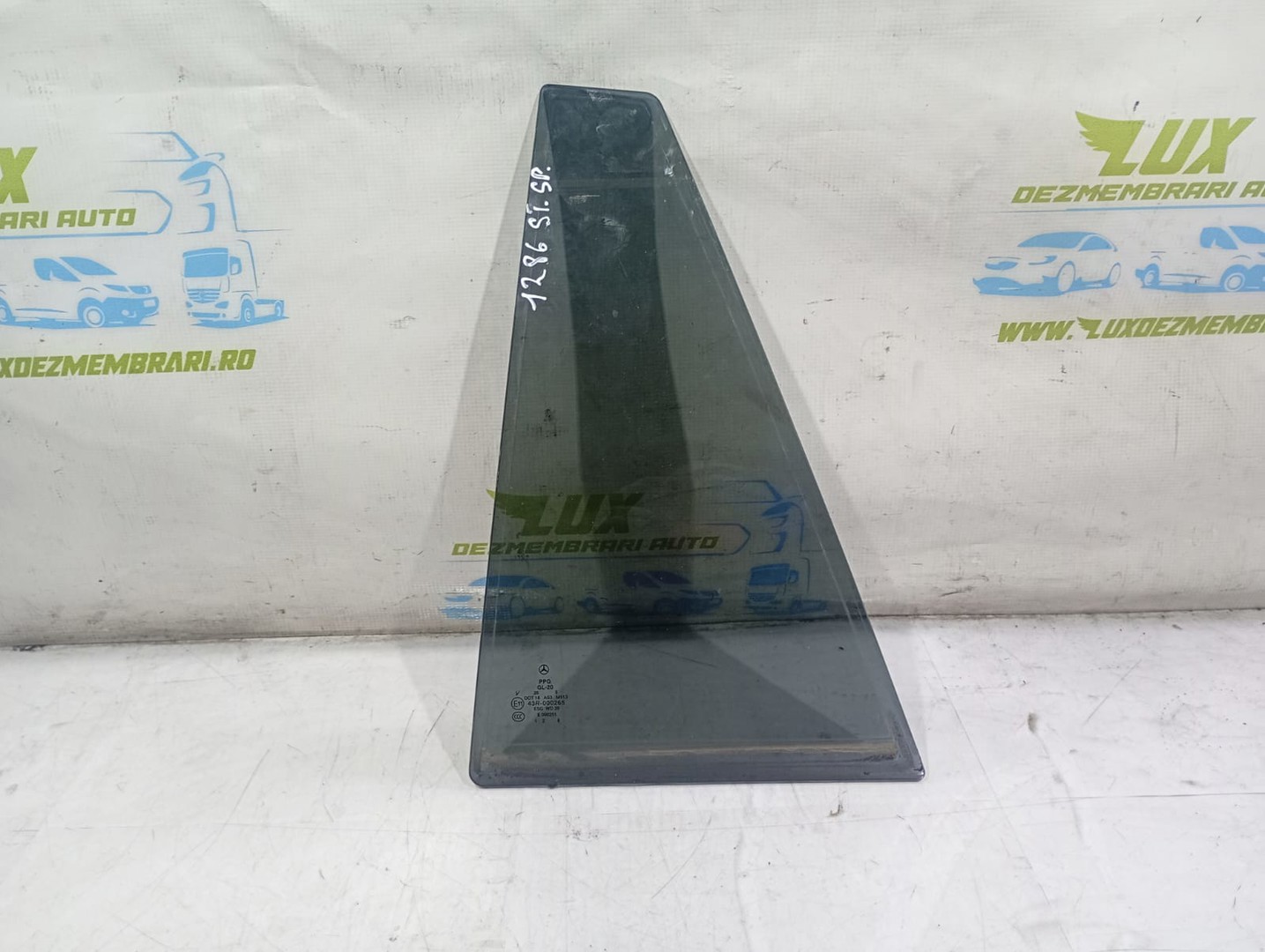 Geam fix stanga spate Mercedes Benz R-Class W251 (2005 - 2010)