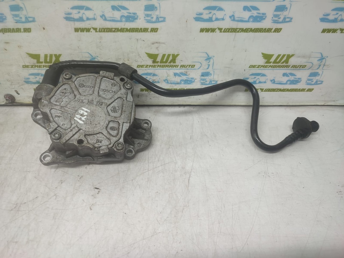 Pompa vacuum 03L145100 Volkswagen Passat B6 (2005 - 2010)
