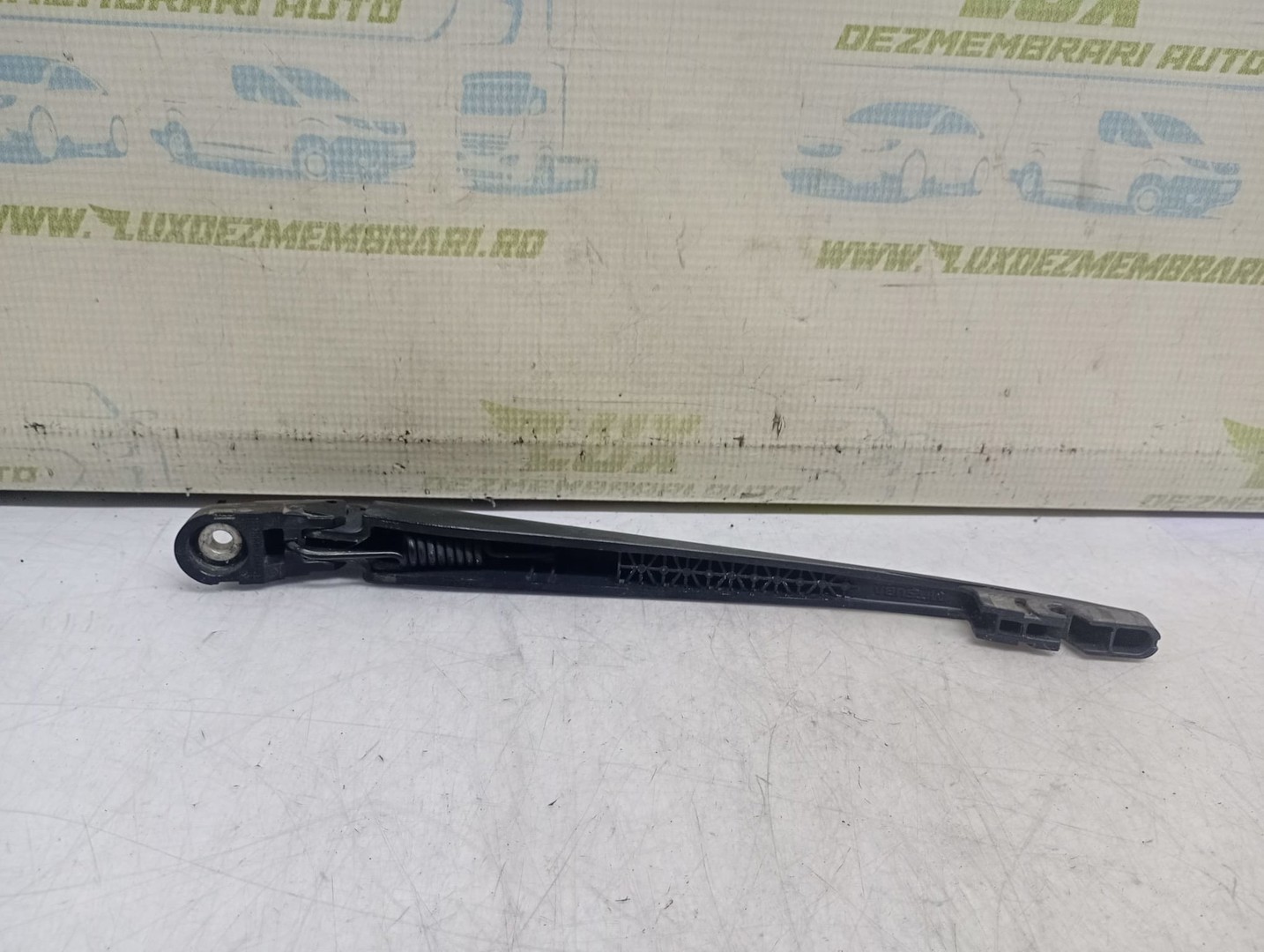 Brat stergator luneta Mitsubishi Lancer X (facelift) (2010 - 2015)
