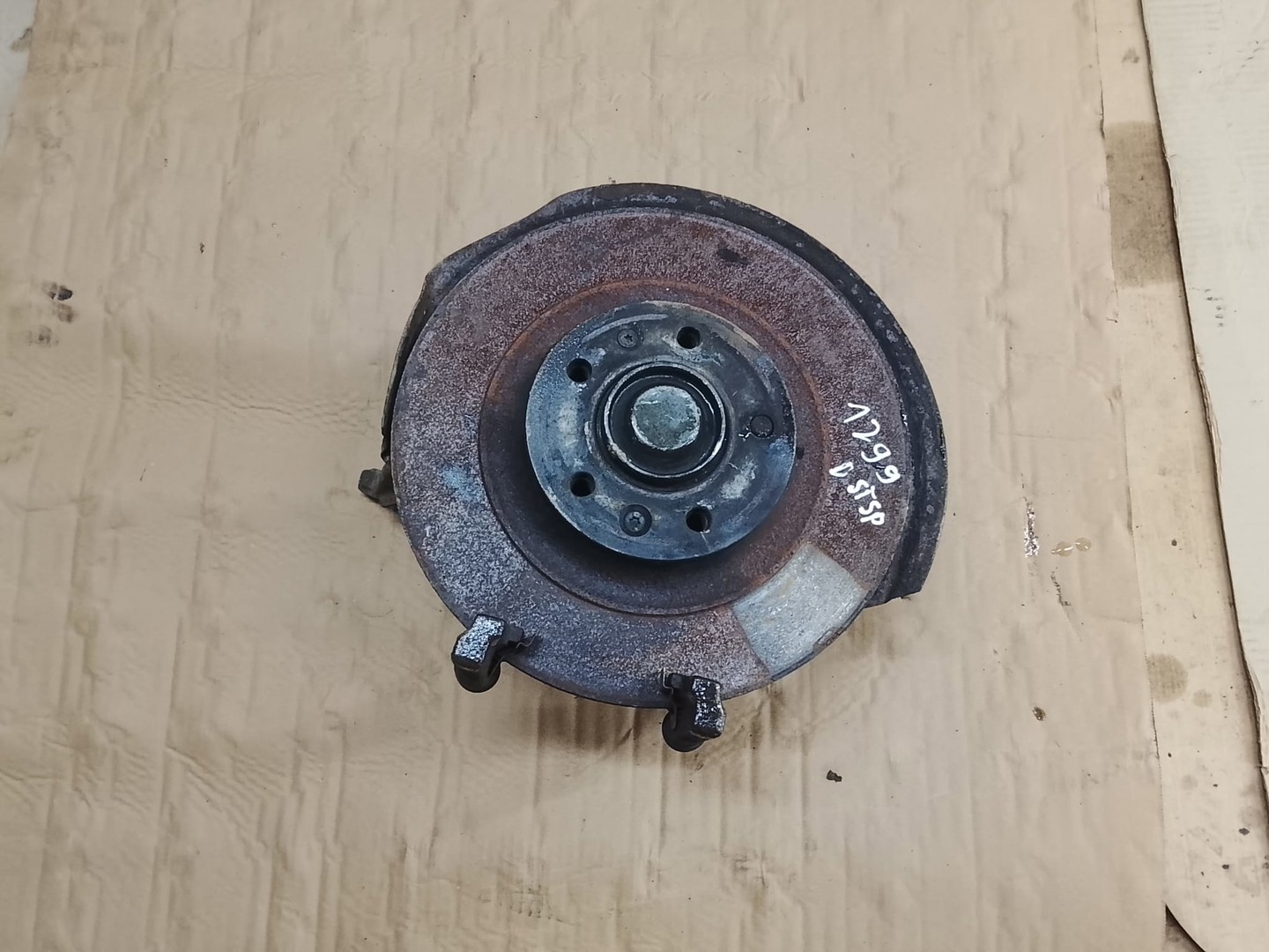 Fuzeta stanga spate Peugeot 407 1 (2004 - 2010)