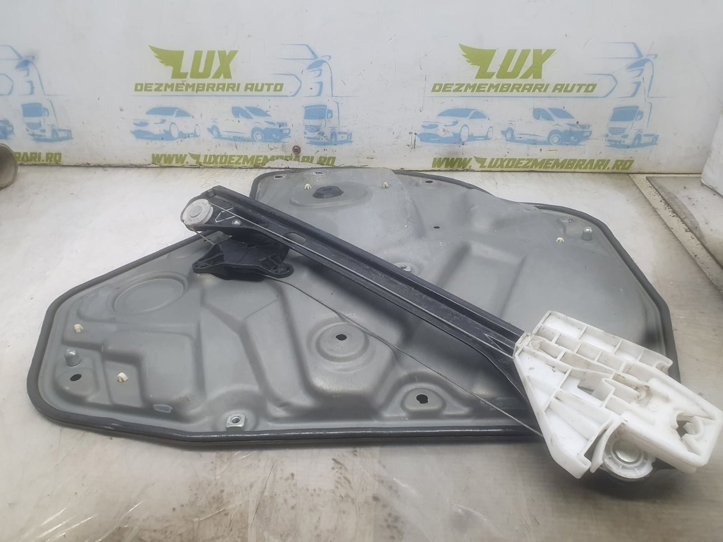 Macara geam dreapta spate 1Z0839656B Skoda Octavia 2 (2004 - 2008)
