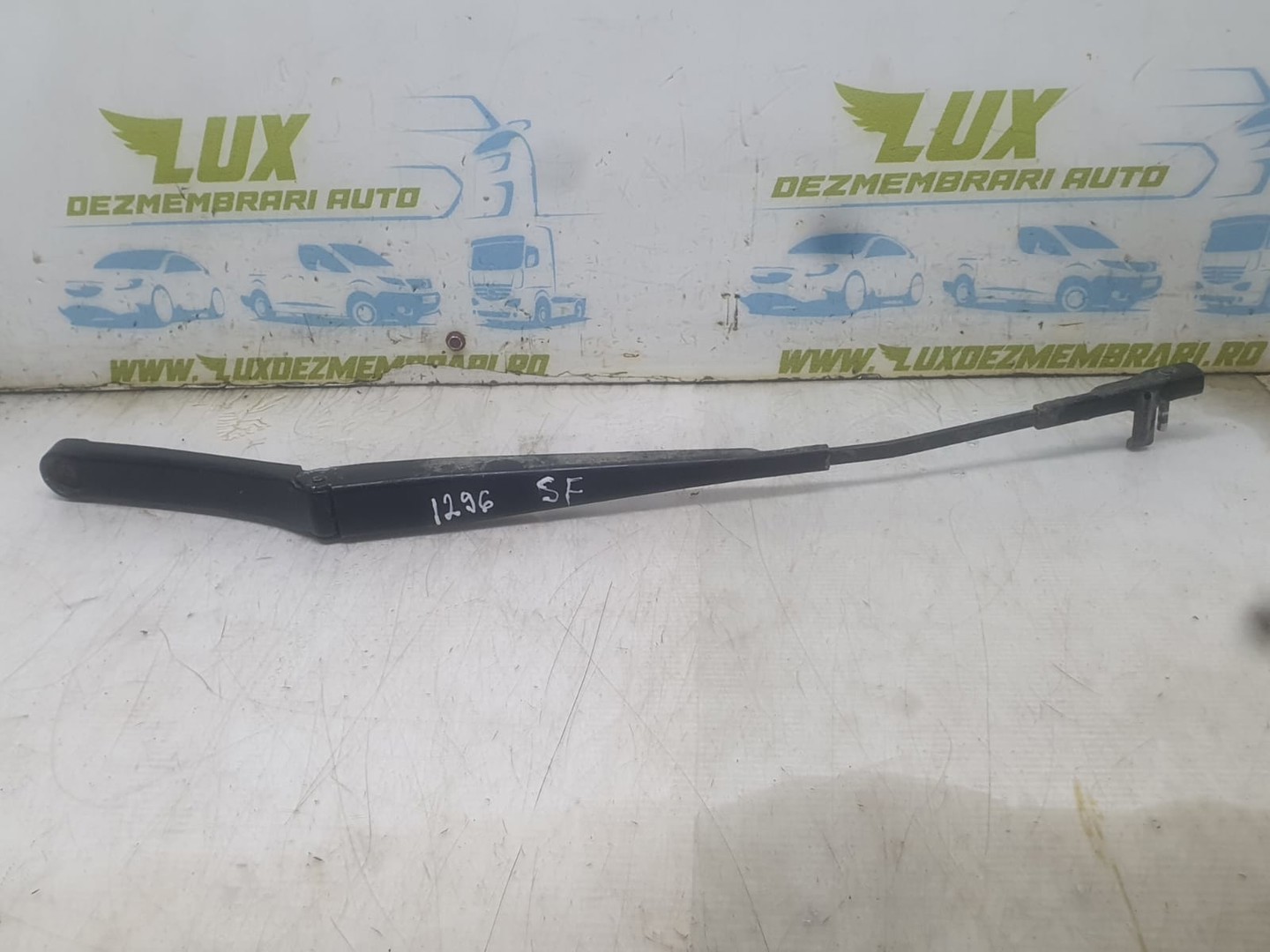 Brat stergator parbriz stanga 1Z1955409 Skoda Octavia 2 (2004 - 2008)