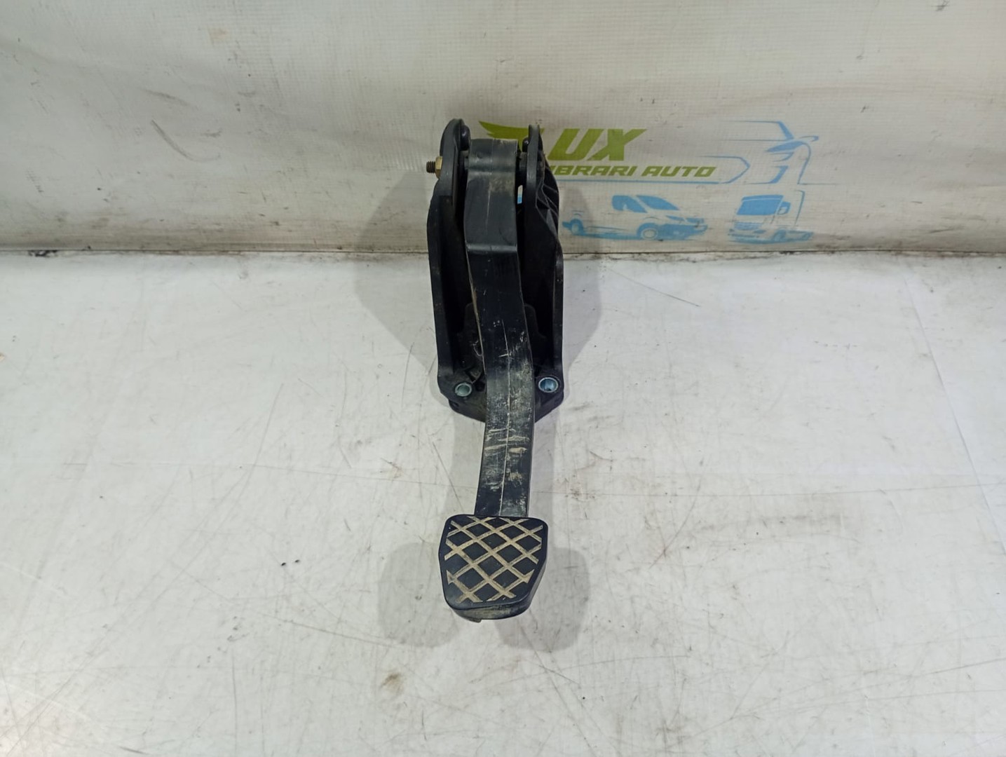 Pedala ambreiaj 1k1721059be Volkswagen Golf Plus 1 (2004 - 2009)
