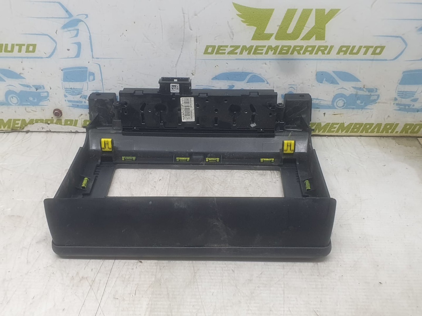 Ornament bord 682603805R Renault Master 3 (2010 - 2015)