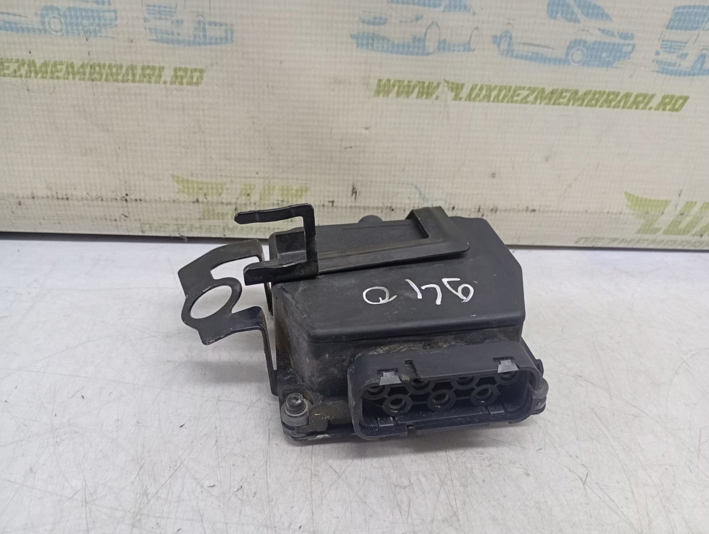 Grup vacuum 1K0906279B Volkswagen Golf 5 (2003 - 2009)